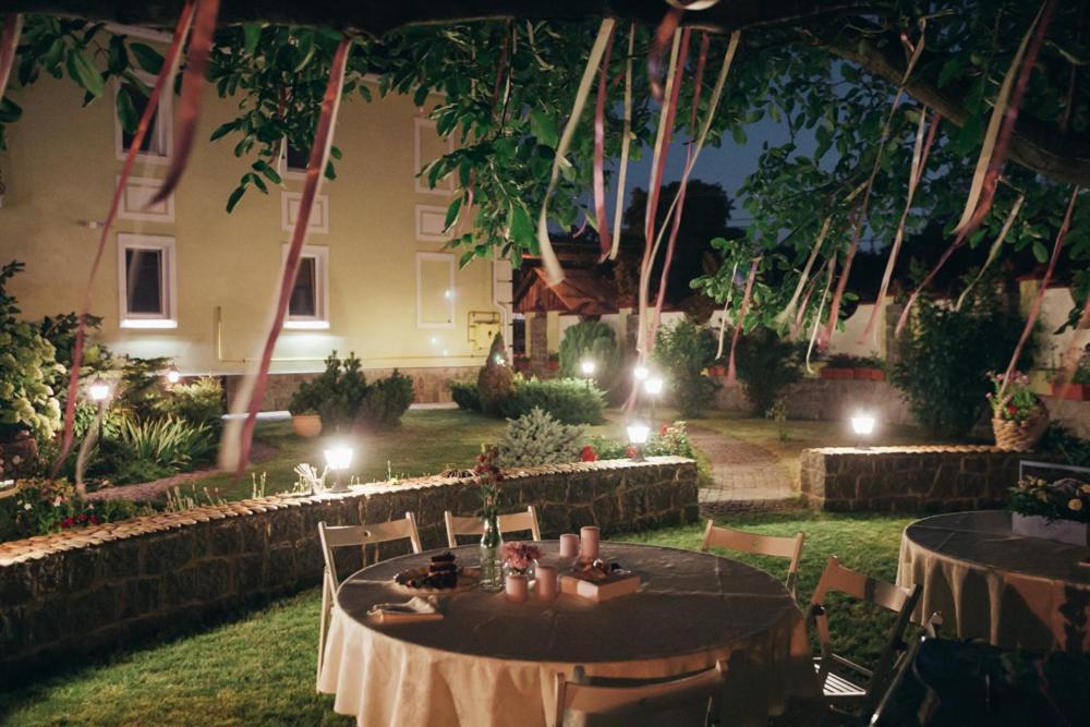 Villa Oselya Киев Екстериор снимка